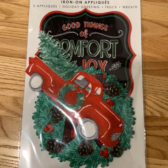 New in package XMAS iron-appliqués, $8 - Picture 3 of 4